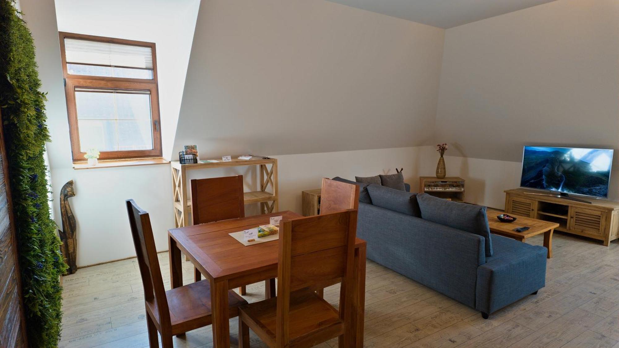 Apartman Vulcano Zvolen Buitenkant foto