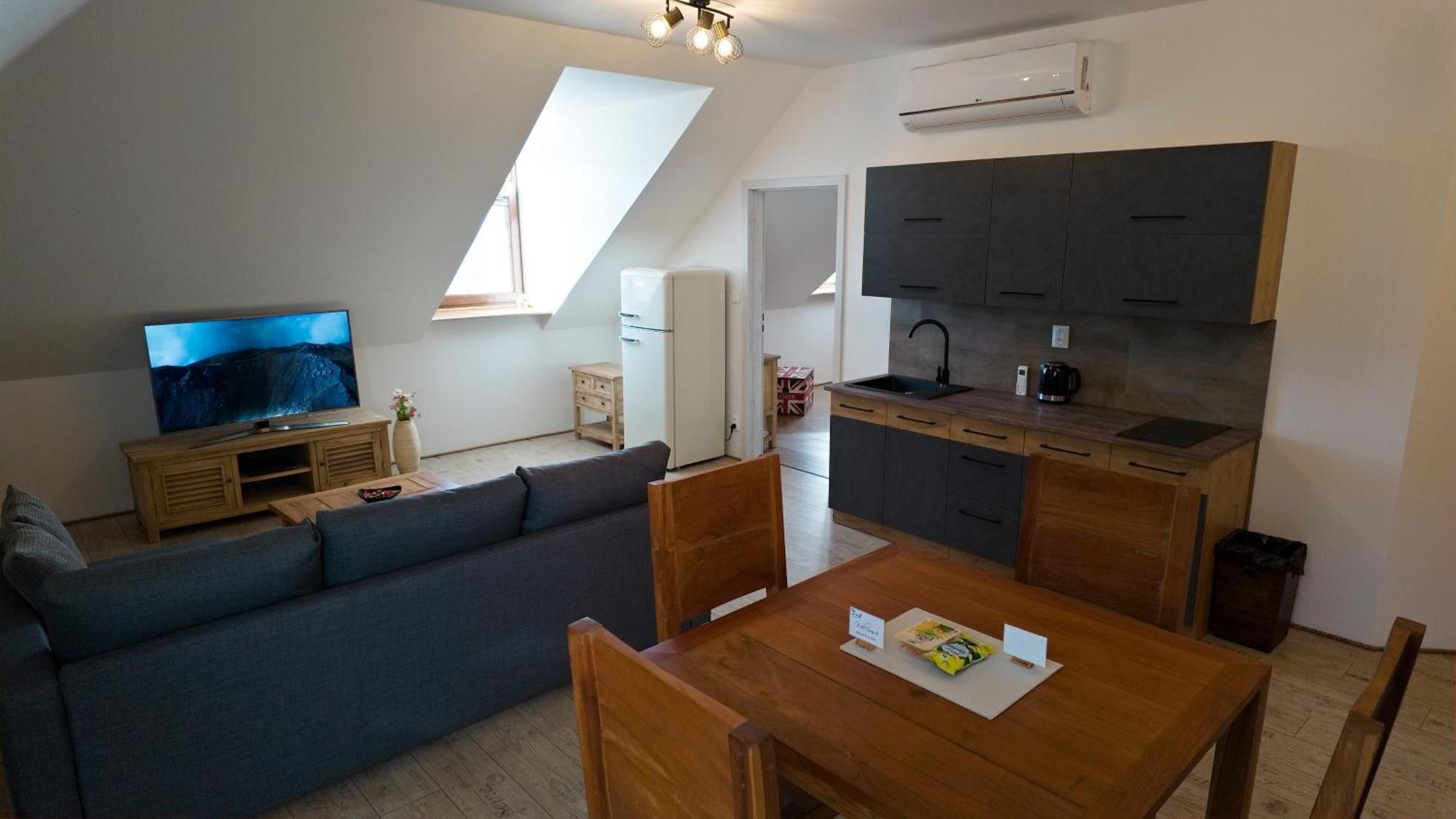 Apartman Vulcano Zvolen Buitenkant foto