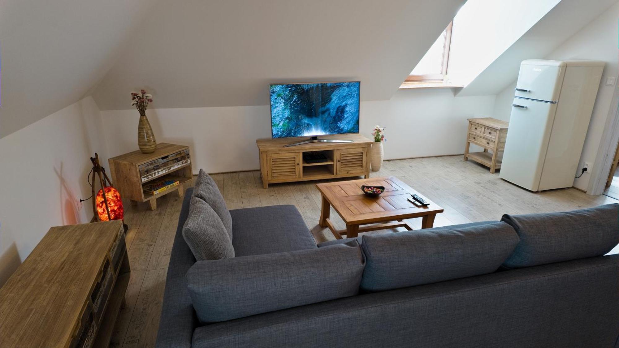Apartman Vulcano Zvolen Buitenkant foto